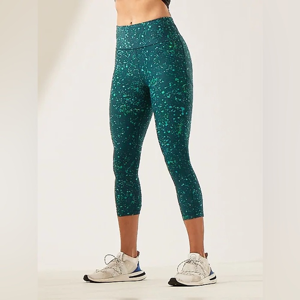 Athleta Ultimate Stash Pocket Splatter Oceanic Teal Women’s Capris Size Small